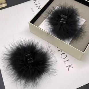 法式小号气质黑色羽毛抓夹秋冬气质时尚百搭精美毛茸茸抓夹洋气