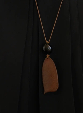 非金属布艺项链 初秋极简慵懒洋气气质复古黑色时尚米果项链古典