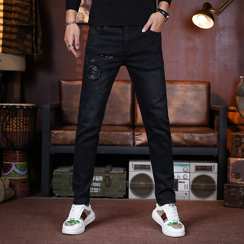 欧货高端烫钻黑色牛仔裤男