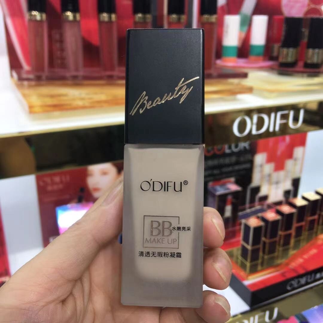 奥迪芙清透无瑕粉凝霜遮瑕保湿粉底液持久滋润不脱妆轻薄透气