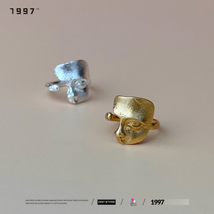 复古面具人脸造型开口戒指金属哑光精致小众设计感指环欧美金色