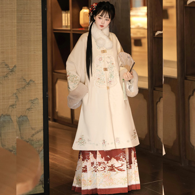 明制汉服女合领长袄加绒日常套装