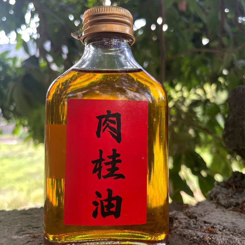 广西特产肉桂油100克玻璃瓶装