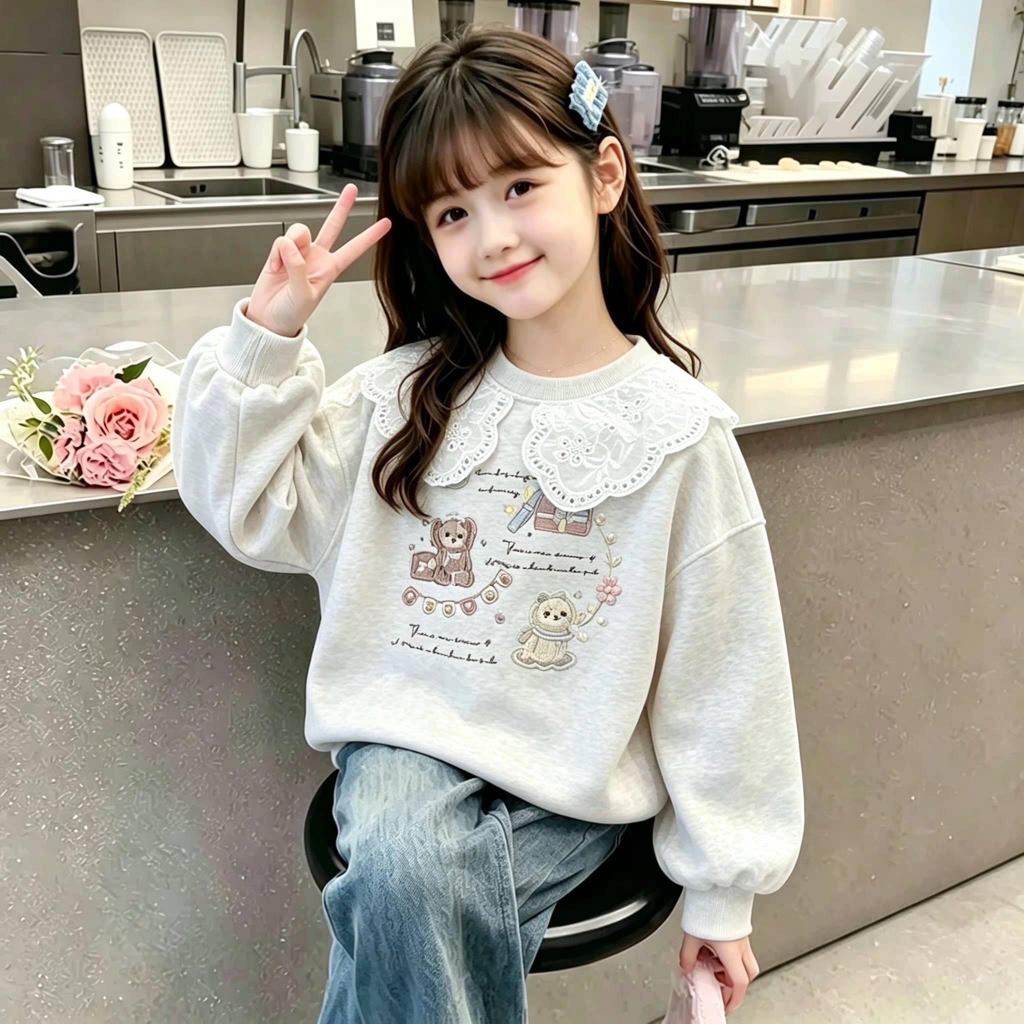 女童春秋甜美娃娃领卡通卫衣