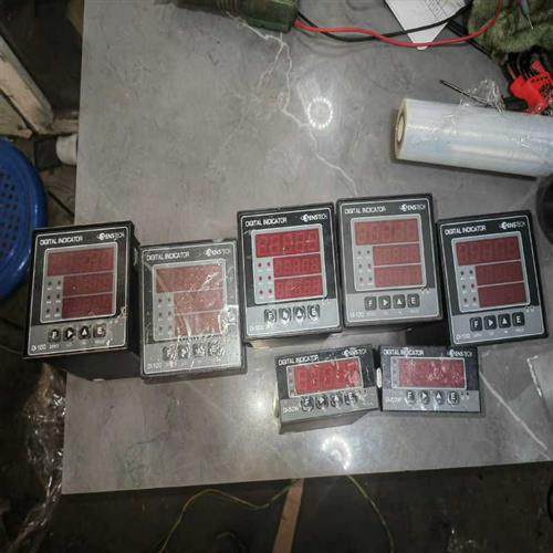 议价~SENSTECH     DIGITAL INDICATOR