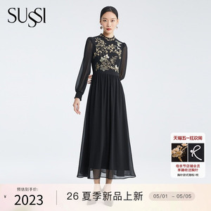 SUSSI/古色季新款商场同款黑色刺绣宫廷古典风收腰连衣裙女装