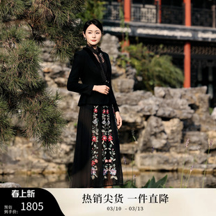 SUSSI/古色季新款商场同款黑色高级优雅绣花收腰连衣裙女装