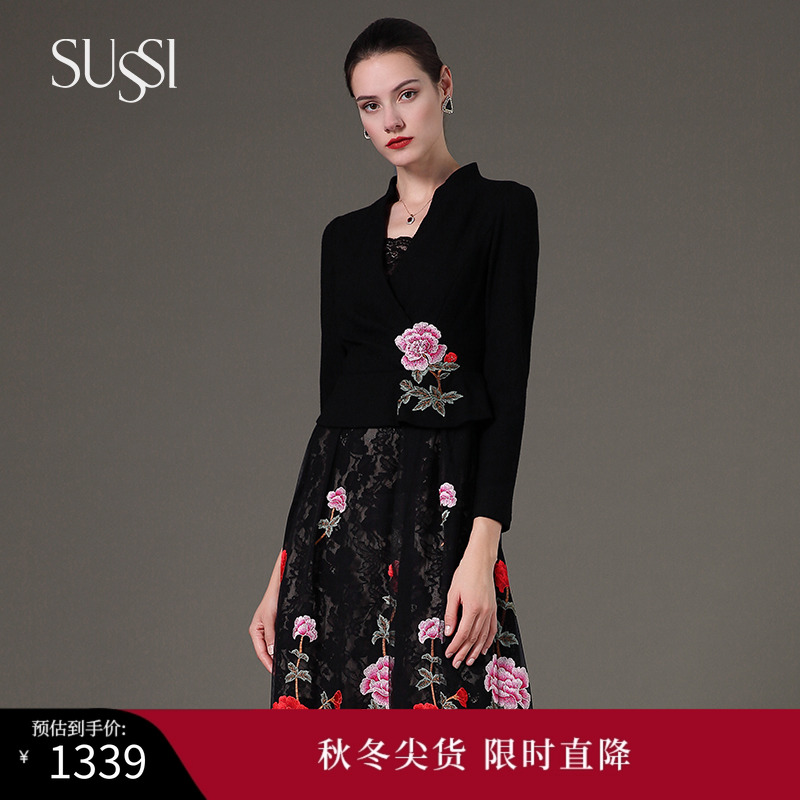 精致的绣花蕾丝面料，面料立体，精致奢华