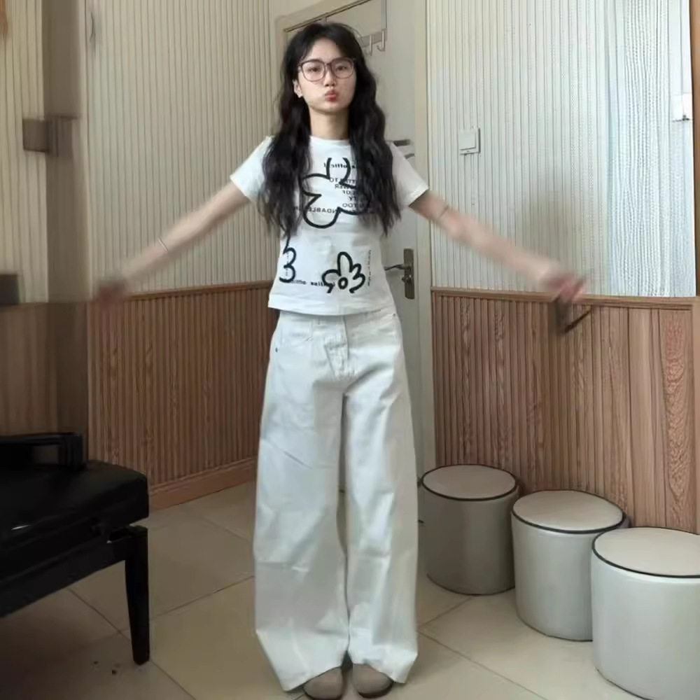 芷欣-2025新款港风字母花朵白色纯棉短袖t恤女夏季原宿风学院休闲