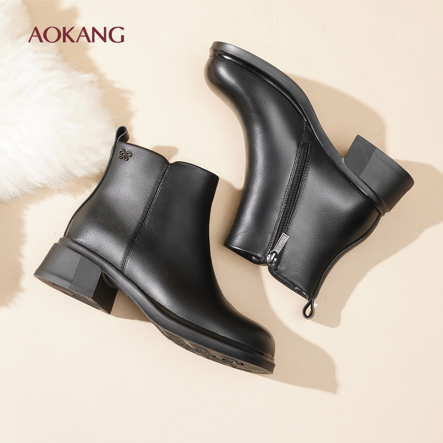 奥康 女鞋秋冬季新款加绒保暖真皮粗跟短靴侧拉链瘦瘦靴切尔西靴L