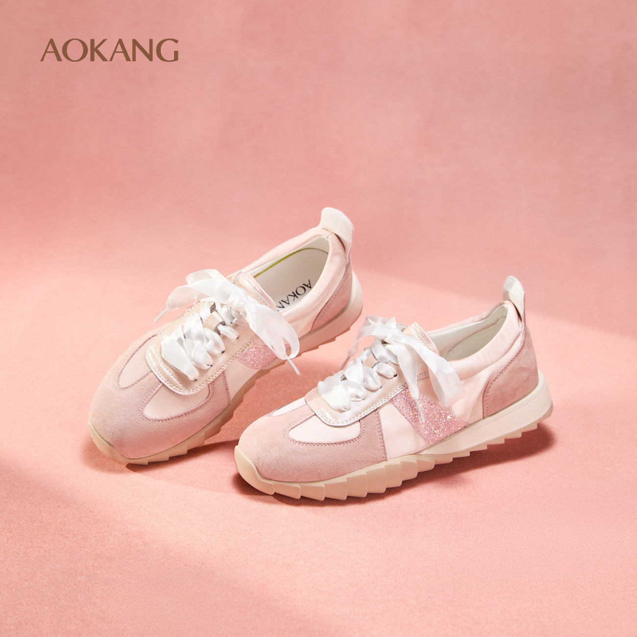 奥康女鞋 春秋复古运动休闲板鞋银色舒适平底软底阿甘德训鞋,女鞋,德训鞋,淘宝优惠券,粉丝福利购,淘宝优惠卷