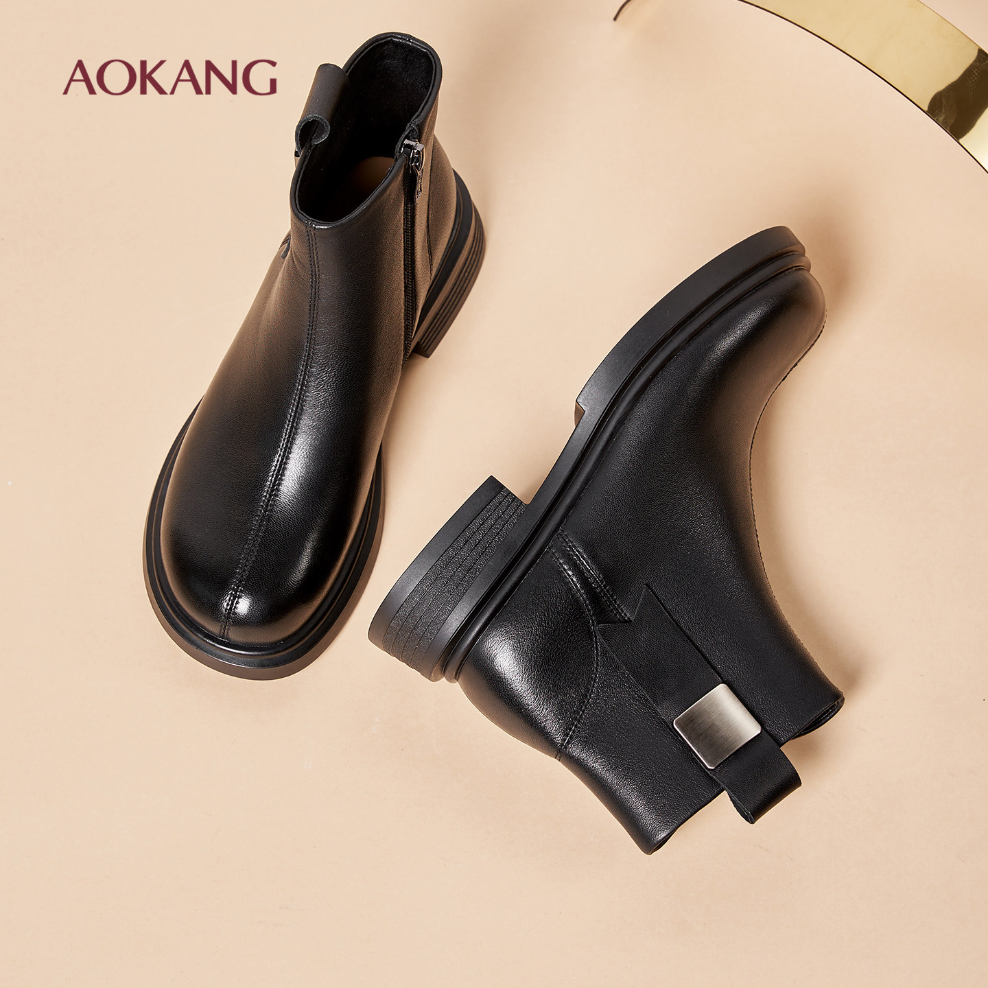 奥康 女鞋冬季女靴子真皮薄绒软底舒适平底英伦风百搭切尔西靴L