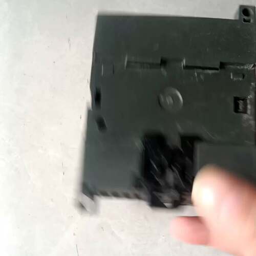 可维修6ES7 235-OKD22-0XA8 西门子模块，实物图议价