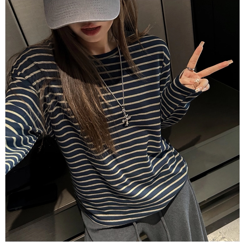 佐梦依条纹圆领长袖T恤