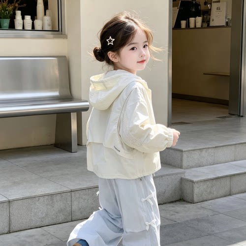 女童连帽防晒衣2026夏季新款儿童外套洋气皮肤衣中大童轻薄防晒服