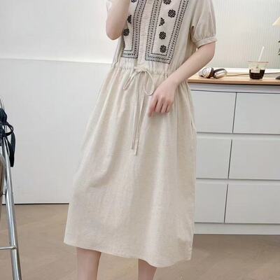 新款五分袖连衣裙刺绣松紧腰裙子