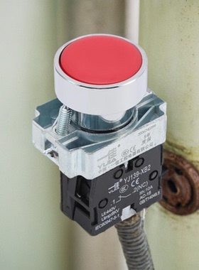 一佳小型红绿色XB2-10BN平头自复位BA31启动42停止按压式按钮开关