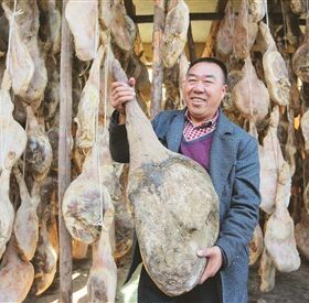 贵州威宁火腿两年以上整支下单