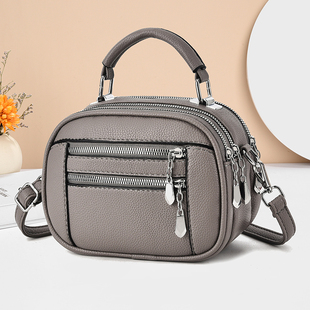 百搭女士可手提斜挎包今年新款上班通勤单肩小包多层大容量手机包