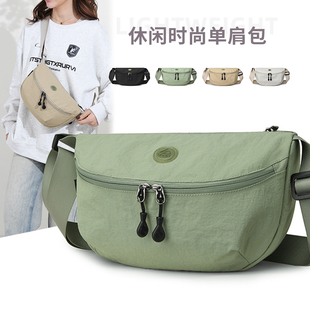大容量超轻时尚胸前包百搭通勤包简约休闲男女胸包轻便单肩斜挎包