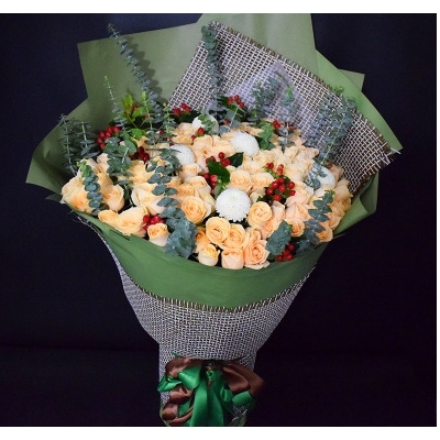 潮州潮安区卜蜂莲花安南路文里村亨利街鲜花店七夕节配送玫瑰花束