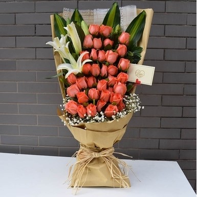 茂名茂南区文明北河西开发区沿江路高凉南路鲜花店七夕节配送玫瑰