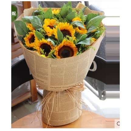 淳安县湖滨公园千岛湖广场江滨公园鲜花店蛋糕店速递玫瑰花束