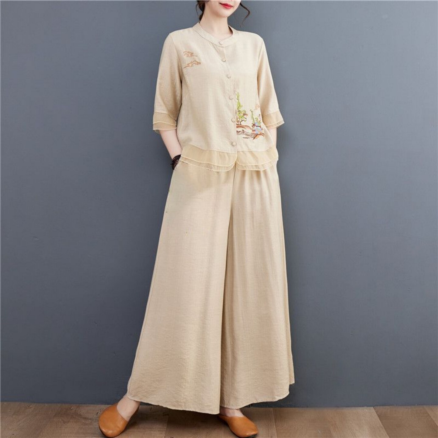 时尚套装2026中式复古棉麻绣花两件套女春夏季宽松阔腿裤减龄