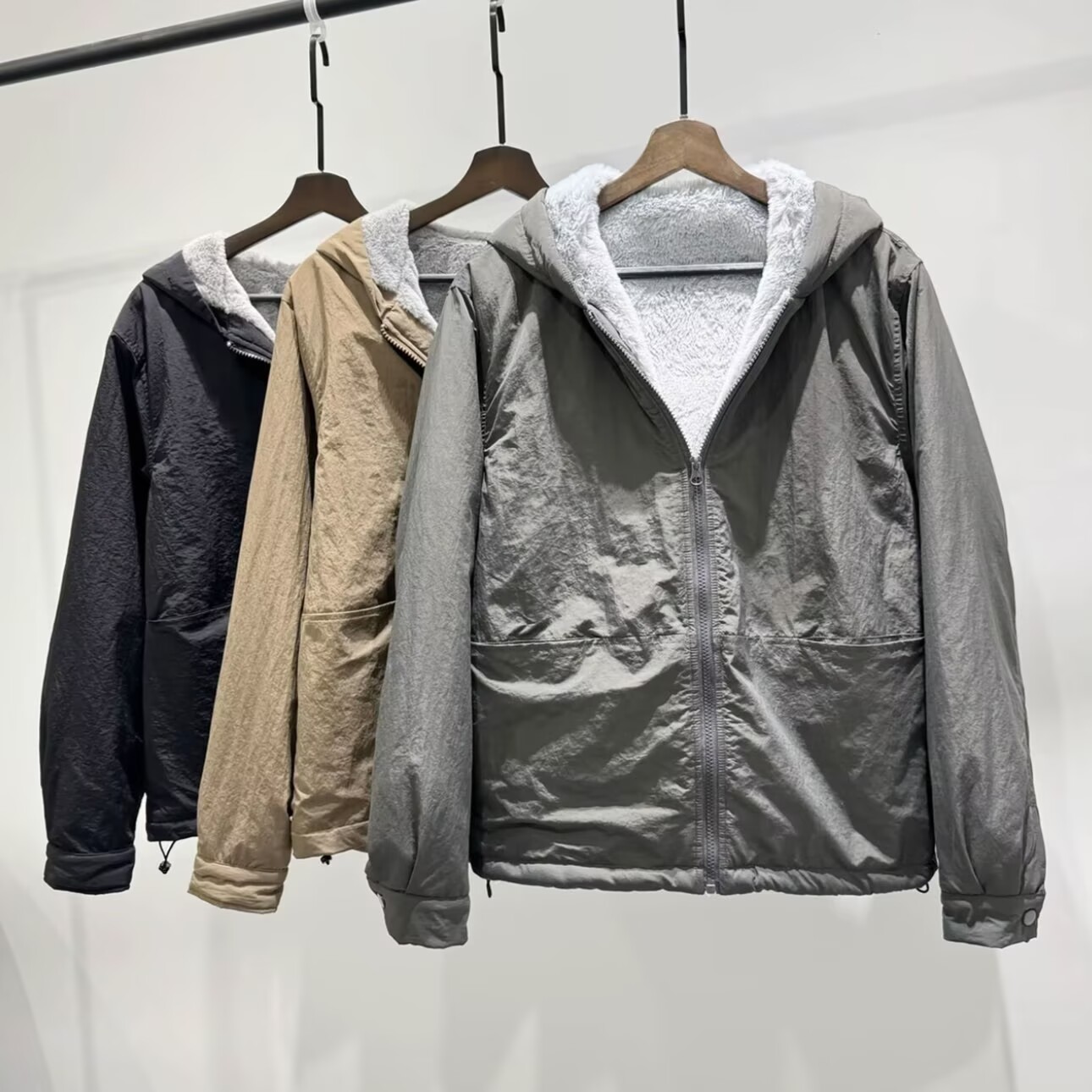 冬季男装简约百搭大口袋连帽加绒夹克潮牌港风宽松抽绳保暖外套男