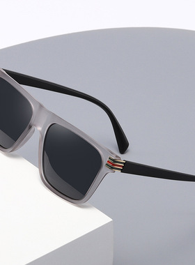 防紫外线方型复古通用墨镜