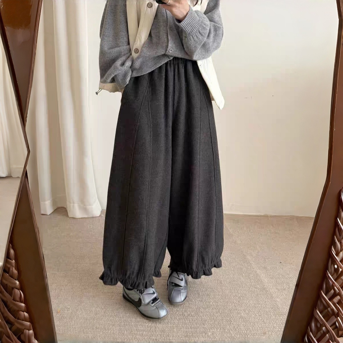 日系高腰毛呢阔腿裤女宽松冬季加绒加厚垂坠感花苞束脚遮胯木耳边