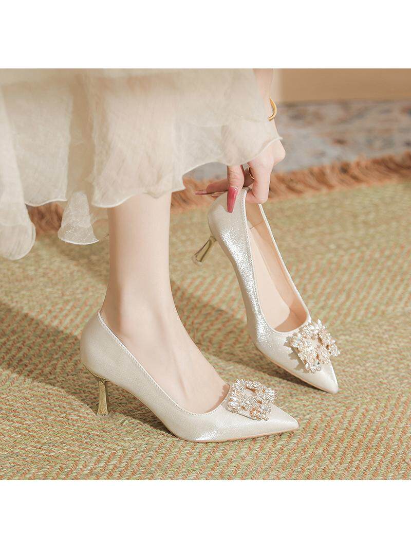 รองเท้าส้นสูงสำหรับเพื่อนเจ้าสาว ไซส์ใหญ่ 30-45 รองเท้าสตรีส้นเข็ม หัวเข็มขัดสี่เหลี่ยม ประดับพลอยเทียม สำหรับงานเลี้ยง รองเท้าคู่บอส รองเท้าคู่เดียว