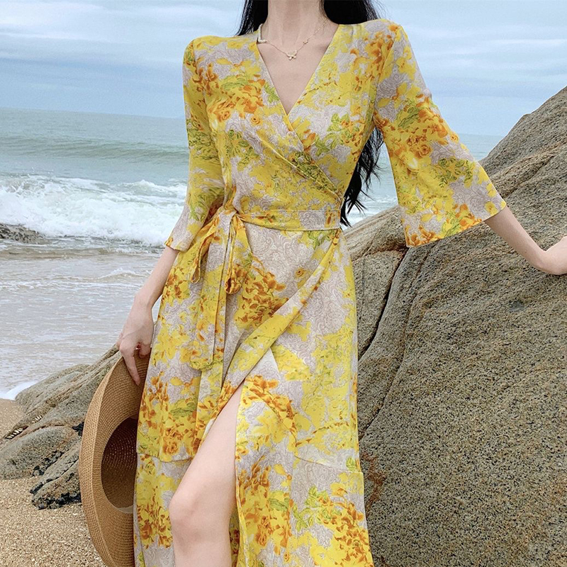 印花裹身度假V领包臀长裙