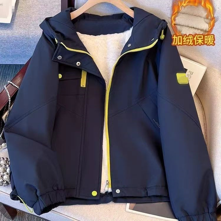 女童冬季加绒冲锋衣2025新款连帽加绒保暖棉服儿童户外运动风外套