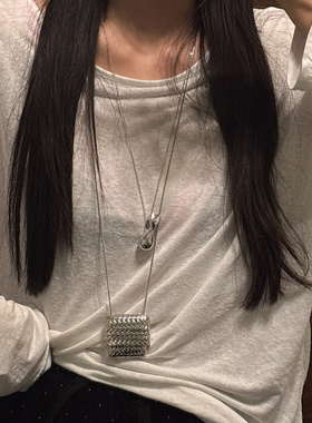 冷淡风中古编织包包项链搭毛衣精致配饰女小众设计精致毛衣链颈链