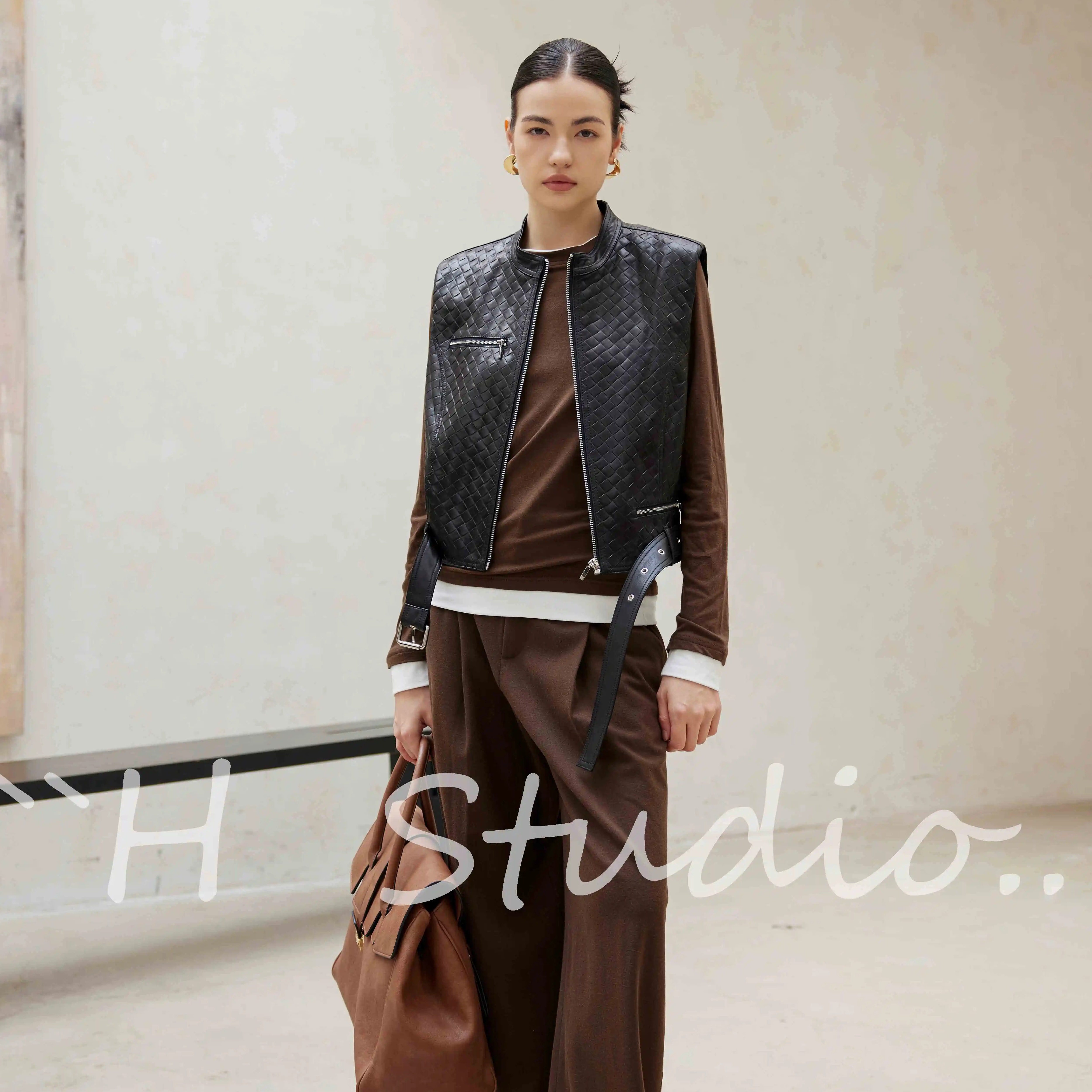 H STUDIO 2024秋冬新款黑色高定编织皮马甲女短款绵羊皮真皮马甲