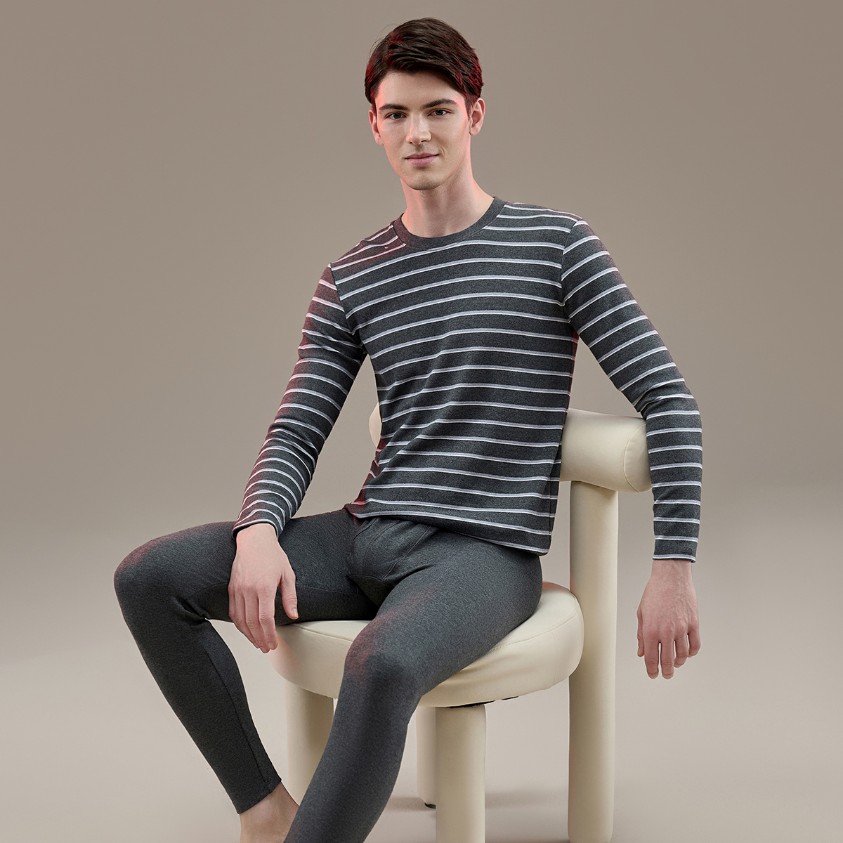 条纹舒绒保暖套装顶瓜瓜简约男士