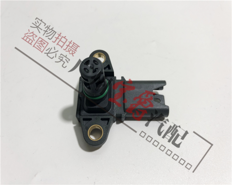 适用5系e60f10f18进气传感器