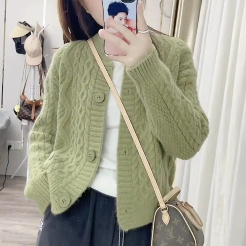 秋冬装新款宽松圆领纯色毛衣外套短款开衫小众设计感女装长袖上衣