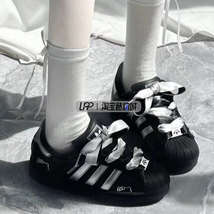 LPP定制球鞋 adidas originals 月光喵 简约男女款 低帮板鞋 黑银