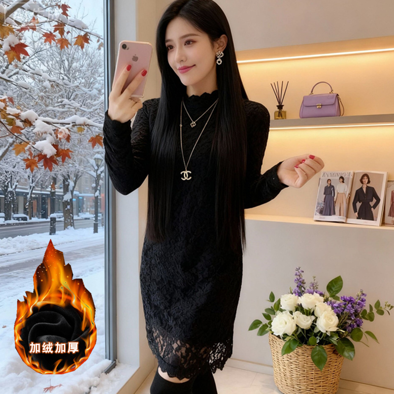 加绒蕾丝连衣裙秋冬胖mm小个子遮肚显瘦保暖配大衣保暖包臀打底裙