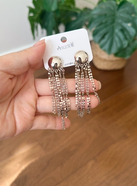 艾鹿耳环精致百搭时尚高级感温柔可爱法式耳坠通勤耳环耳饰08728