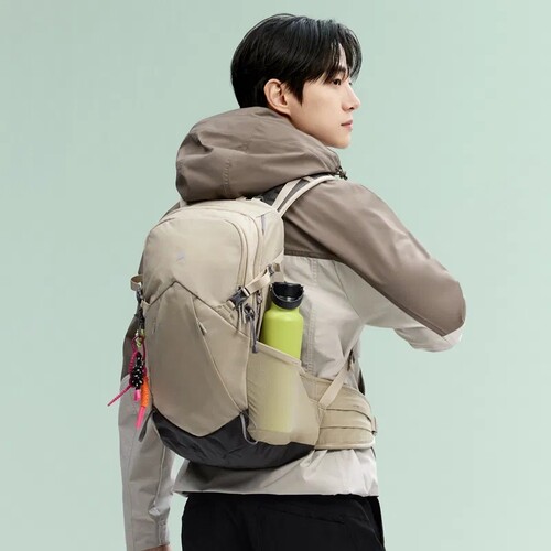 NEPA 韩国代购直邮26春夏李俊昊同款户外反光登山徒步20L双肩背包