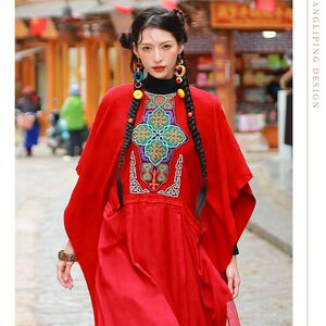 丽萍同款民族风蝙蝠袖宽松棉麻长袍连衣裙女春秋款棉麻连衣裙刺绣