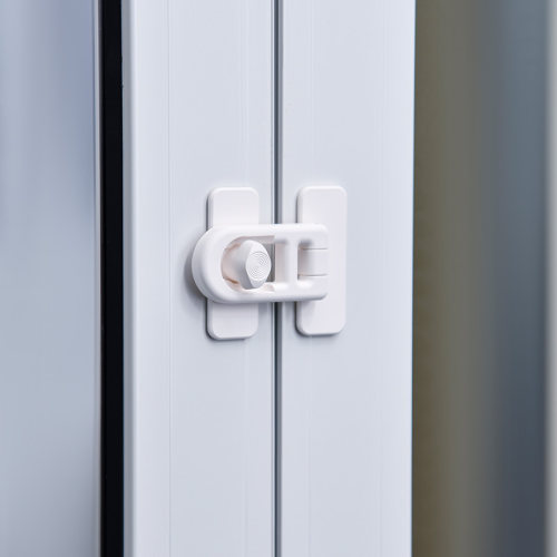 带背胶锁扣，不在一个平面也能用