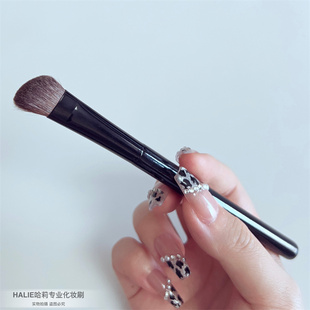 化妆师斜头小马毛鼻影刷修容刷小号鼻子阴影刷高光刷眼影刷