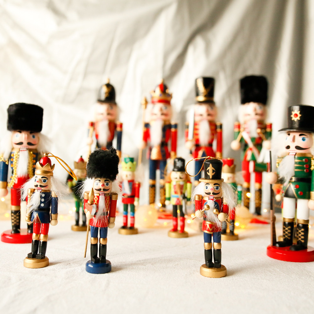 胡桃夹子人偶士兵摆件橱窗摆设生日礼物圣诞节送礼品木质场景木马