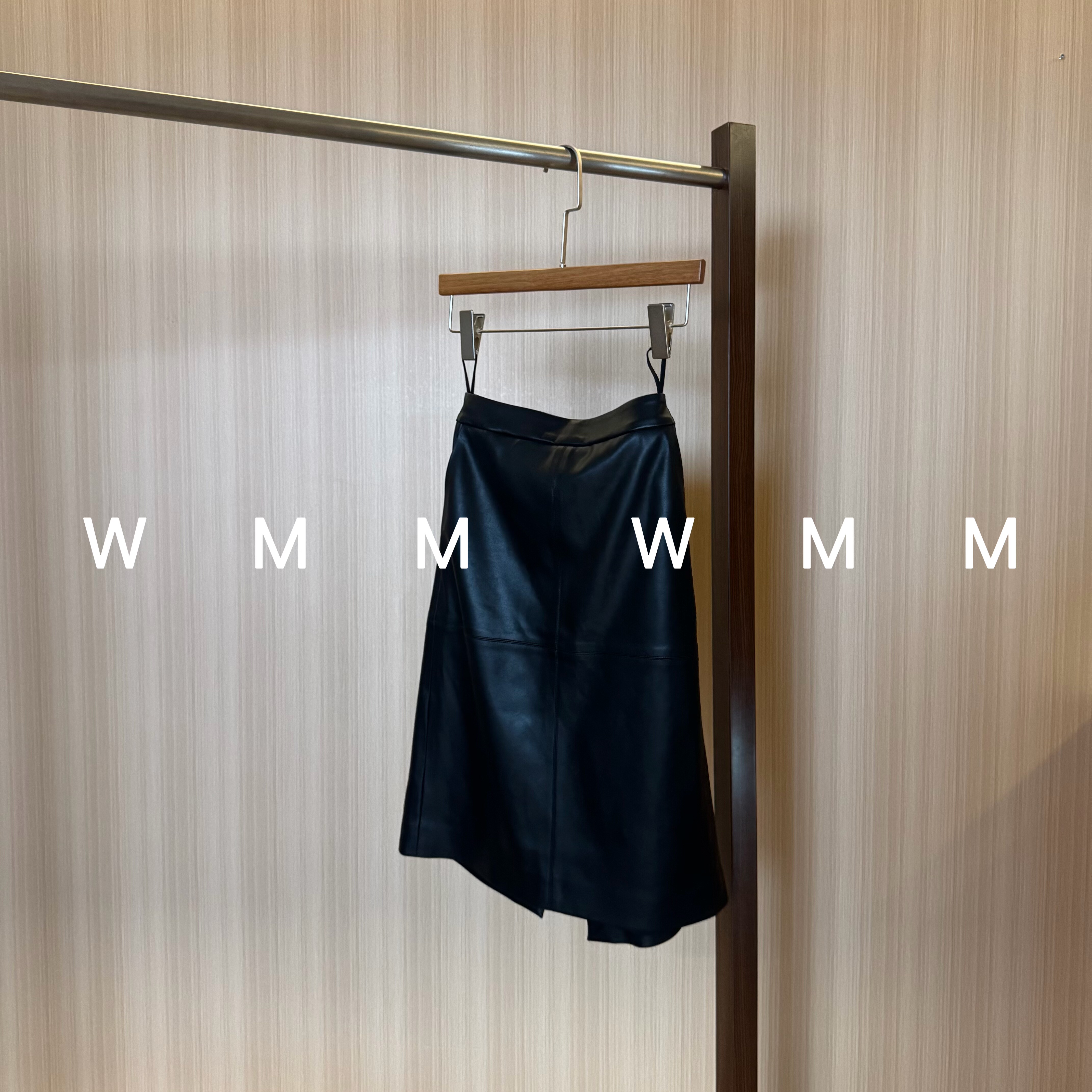 WMM黑色皮裙半身裙女新款休闲百搭时尚舒适简约韩版休闲气质优雅