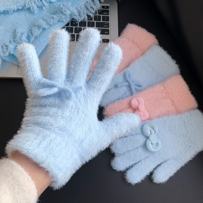 可爱蝴蝶结毛绒手套女冬季加厚保暖分指可触屏防寒糖果色手套学生
