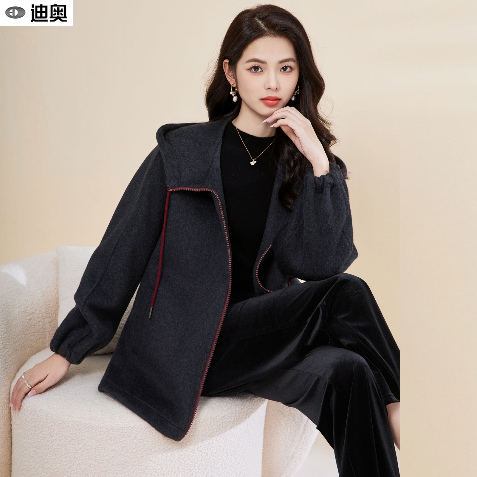 迪奥高级感气质时尚羊毛卫衣外套